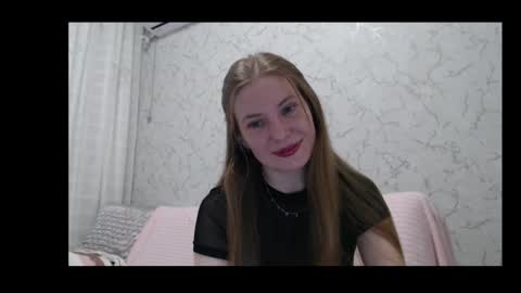 Snapshot of lovepeanutgirl chatting on 12/08/24, 01:36 Mary Love online show from 12/08/24, 01:36