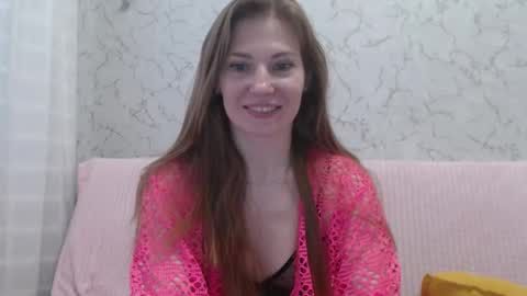 Snapshot of lovepeanutgirl chatting on 01/27/25, 12:16 Mary Love online show from 01/27/25, 12:16