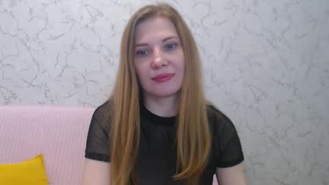 Snapshot of lovepeanutgirl chatting on 02/18/25, 11:22 Mary Love online show from 02/18/25, 11:22