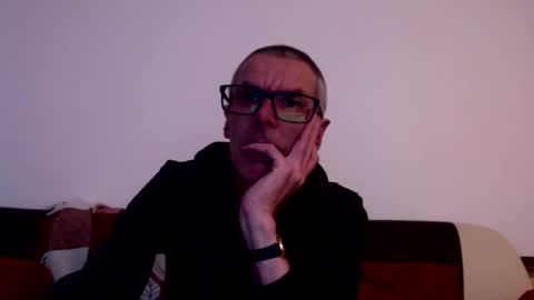 lovepvcearly50s online show from 10/25/25, 04:24