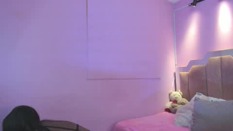 L O V E  online show from 02/18/26, 11:50