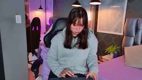 Love  online show from 11/15/25, 09:11