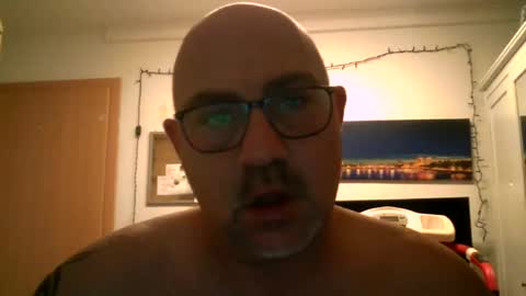 Snapshot of lover010983 chatting on 01/10/25, 07:04 lover010983 online show from 01/10/25, 07:04