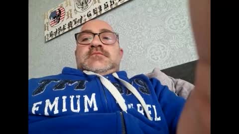 Snapshot of lover010983 chatting on 01/15/25, 08:20 lover010983 online show from 01/15/25, 08:20