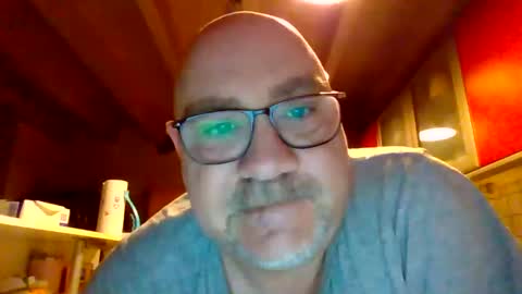 Snapshot of lover010983 chatting on 03/10/25, 05:22 lover010983 online show from 03/10/25, 05:22