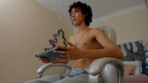 loverboy8_ online show from 12/12/24, 06:47