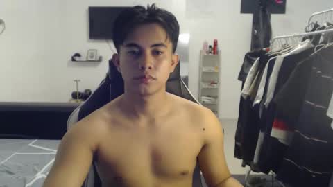 loverboyph04 online show from 10/17/25, 09:12