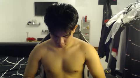 loverboyph04 online show from 10/24/25, 03:58