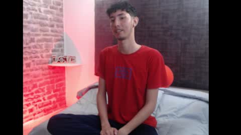 Snapshot of loverisu chatting on 02/22/25, 08:31 loverisu online show from 02/22/25, 08:31