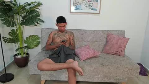 LILLY AND TRAVIS  online show from 02/09/26, 11:20