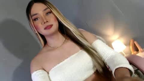 lovers moon22 online show from 12/13/24, 10:02