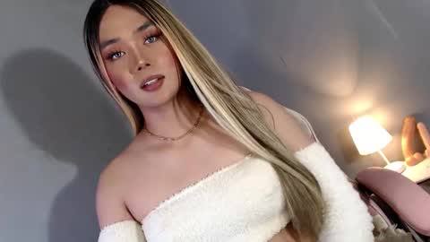 lovers moon22 online show from 01/06/25, 01:42