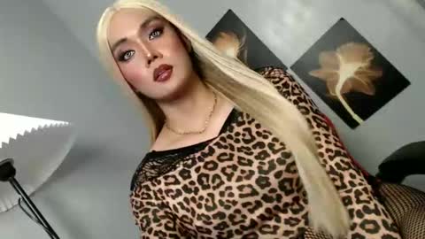 lovers moon22 online show from 03/27/26, 12:16