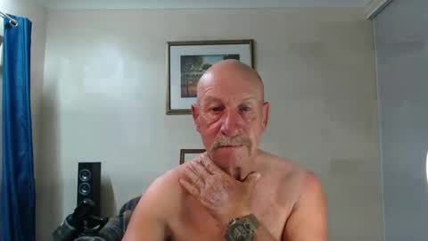 Lovesblackazz online show from 12/19/24, 10:13