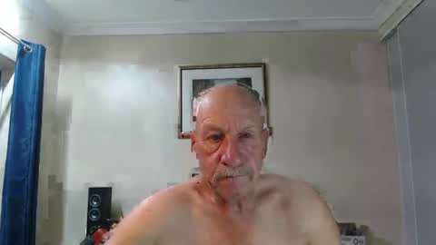 Lovesblackazz online show from 02/10/25, 11:36