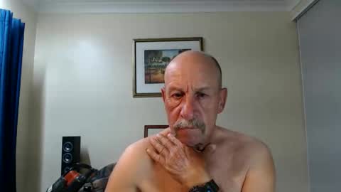 Lovesblackazz online show from 11/05/25, 10:15