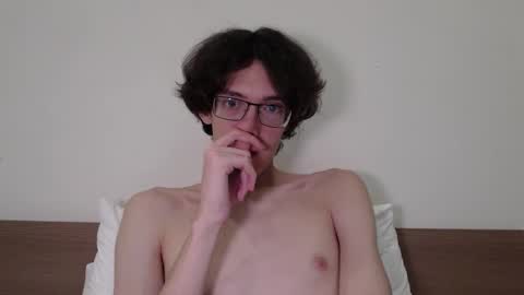 Snapshot of lovesomecookies chatting on 10/29/25, 07:59 LovesomeCookie online show from 10/29/25, 07:59