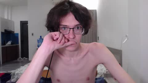 Snapshot of lovesomecookies chatting on 11/14/25, 01:54 LovesomeCookie online show from 11/14/25, 01:54