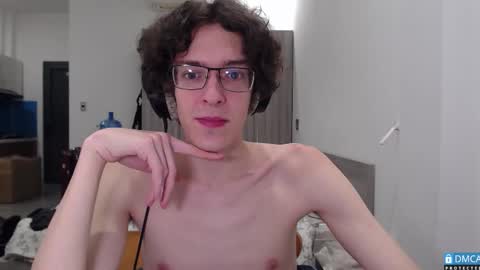 Snapshot of lovesomecookies chatting on 11/17/25, 04:46 LovesomeCookie online show from 11/17/25, 04:46