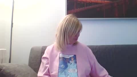 Marlyn online show from 01/03/25, 04:16