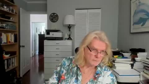 Michael online show from 04/16/26, 06:19