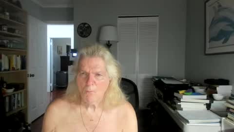 Snapshot of lovestylistwomen chatting on 06/17/26, 02:14 Michael online show from 06/17/26, 02:14