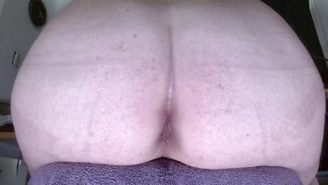 lovesurass2 online show from 04/06/26, 07:26