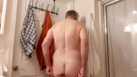 Lovetobeseen9 online show from 10/02/25, 12:45