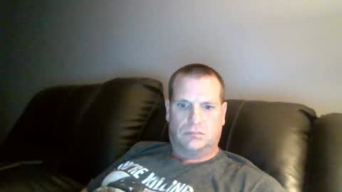 lovetocum37 online show from 12/12/24, 04:15