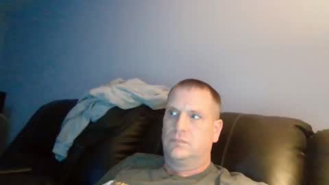 lovetocum37 online show from 02/12/25, 04:12