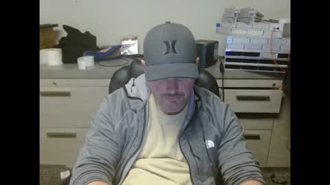 Love2Game online show from 03/25/26, 08:20