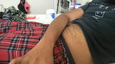 Snapshot of loveyoucum1 chatting on 09/18/25, 02:52 Love To Cum online show from 09/18/25, 02:52