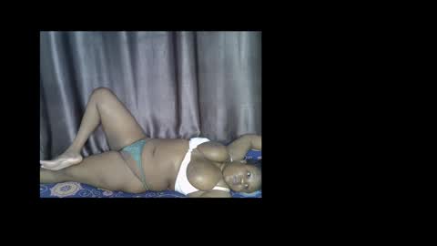 loveytiana online show from 11/29/25, 01:08