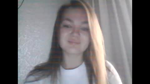 Snapshot of loviesimone chatting on 09/27/25, 08:41 loviesimone online show from 09/27/25, 08:41