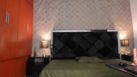 Snapshot of loving_darcy_ chatting on 01/25/25, 02:58 Darcy online show from 01/25/25, 02:58