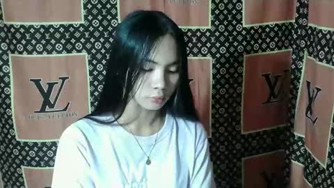 loving_rhean online show from 01/08/26, 11:34