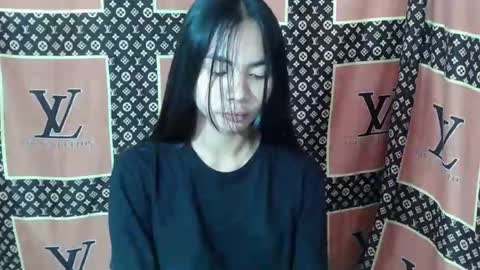 loving_rhean online show from 01/11/26, 12:26