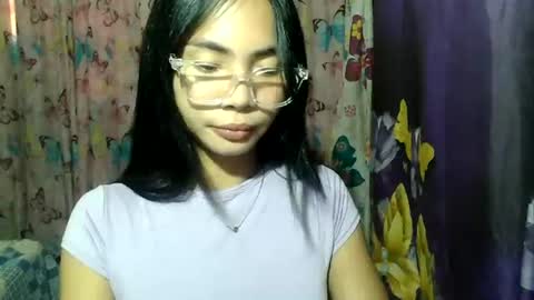 Snapshot of loving_rhean chatting on 07/01/26, 12:45 loving_rhean online show from 07/01/26, 12:45