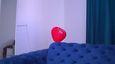 Nora online show from 02/24/25, 10:04