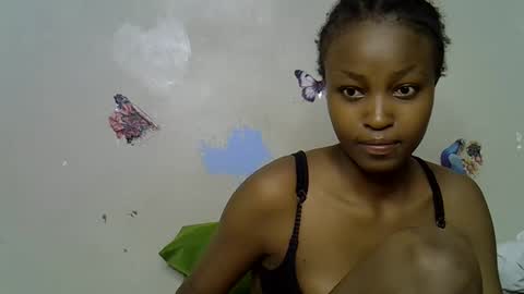 Snapshot of lovly_lastborn1 chatting on 05/13/26, 06:55 lovly_lastborn1 online show from 05/13/26, 06:55