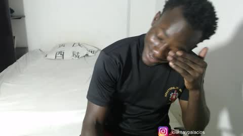 Lowmay palacios online show from 02/25/26, 05:50