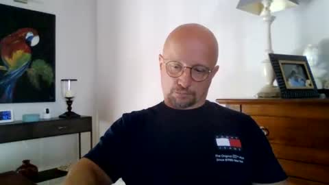 Snapshot of lrda49 chatting on 07/01/26, 07:21 Espigle online show from 07/01/26, 07:21
