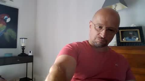 Snapshot of lrda49 chatting on 07/31/26, 07:08 Espigle online show from 07/31/26, 07:08