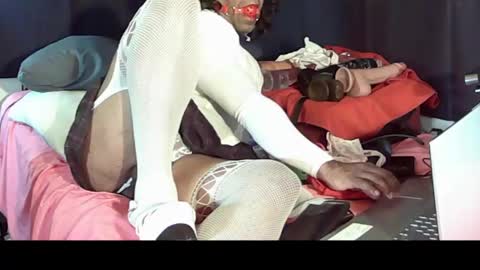 Snapshot of ltlstuborn chatting on 12/04/24, 10:13 Delany online show from 12/04/24, 10:13