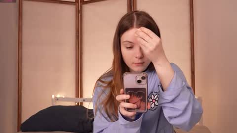 Snapshot of lu__lane chatting on 10/11/25, 08:24 Lu 3 online show from 10/11/25, 08:24