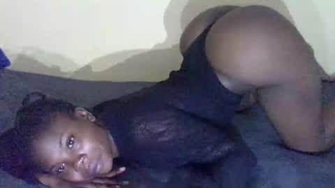 lu_lu21 online show from 02/26/25, 06:47