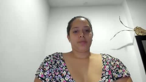 Lucy online show from 04/28/26, 03:44