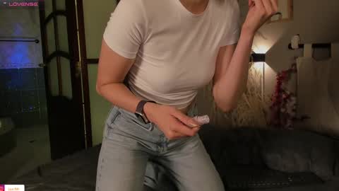  ---Goys incredible photographs online show from 02/20/25, 01:08