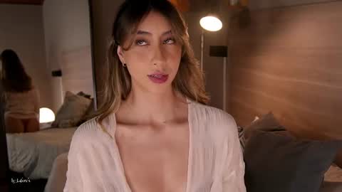 Snapshot of lua_ferch_ chatting on 07/22/26, 01:14 ---Goys incredible photographs online show from 07/22/26, 01:14