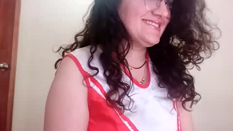 Snapshot of luana363 chatting on 07/11/26, 10:55 luana363 online show from 07/11/26, 10:55